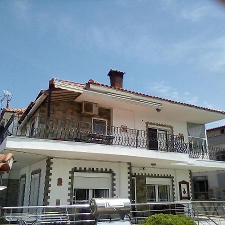 Sounds Of The Waves Apartment Pefkochori Exterior photo