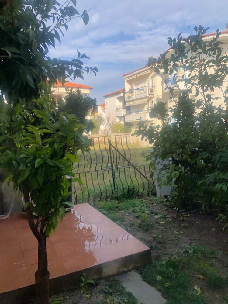 Sounds Of The Waves Apartment Pefkochori Exterior photo